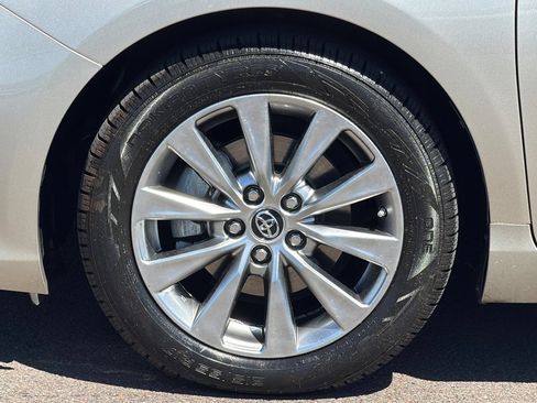 Used 2015 Toyota Camry XLE w/ Advanced Technology Package FWD image 25