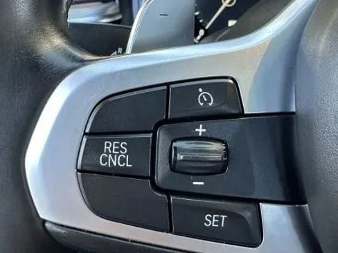 Used 2019 BMW 530i xDrive w/ M Sport Package image 31