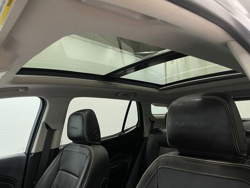 Used 2019 GMC Terrain Denali w/ Driver Alert Package II image 12