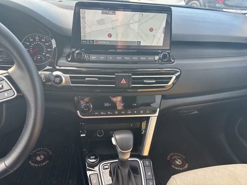 Certified 2023 Kia Seltos SX AWD/4WD image 10