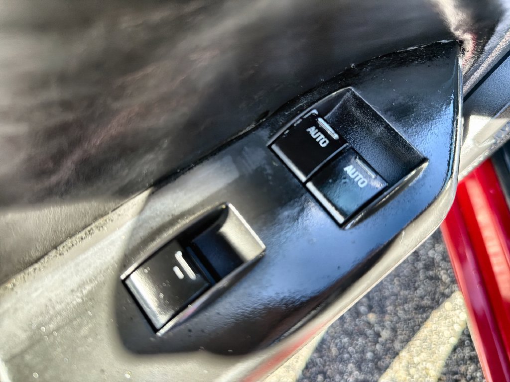 Used 2008 Ford Mustang GT RWD image 15