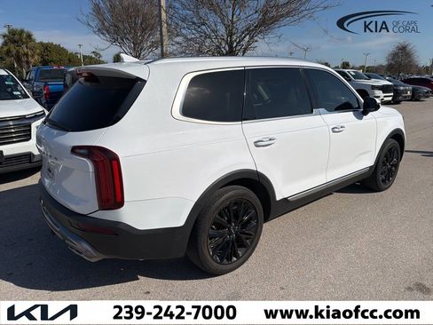 Certified 2022 Kia Telluride SX w/ Towing Package image 6
