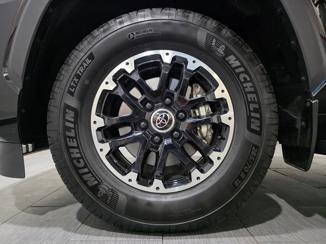 Used 2024 Toyota Sequoia SR5 w/ SR5 Premium Package AWD/4WD image 22