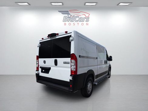 Used 2025 RAM ProMaster 2500 w/ U-Haul Equipment Group FWD image 5