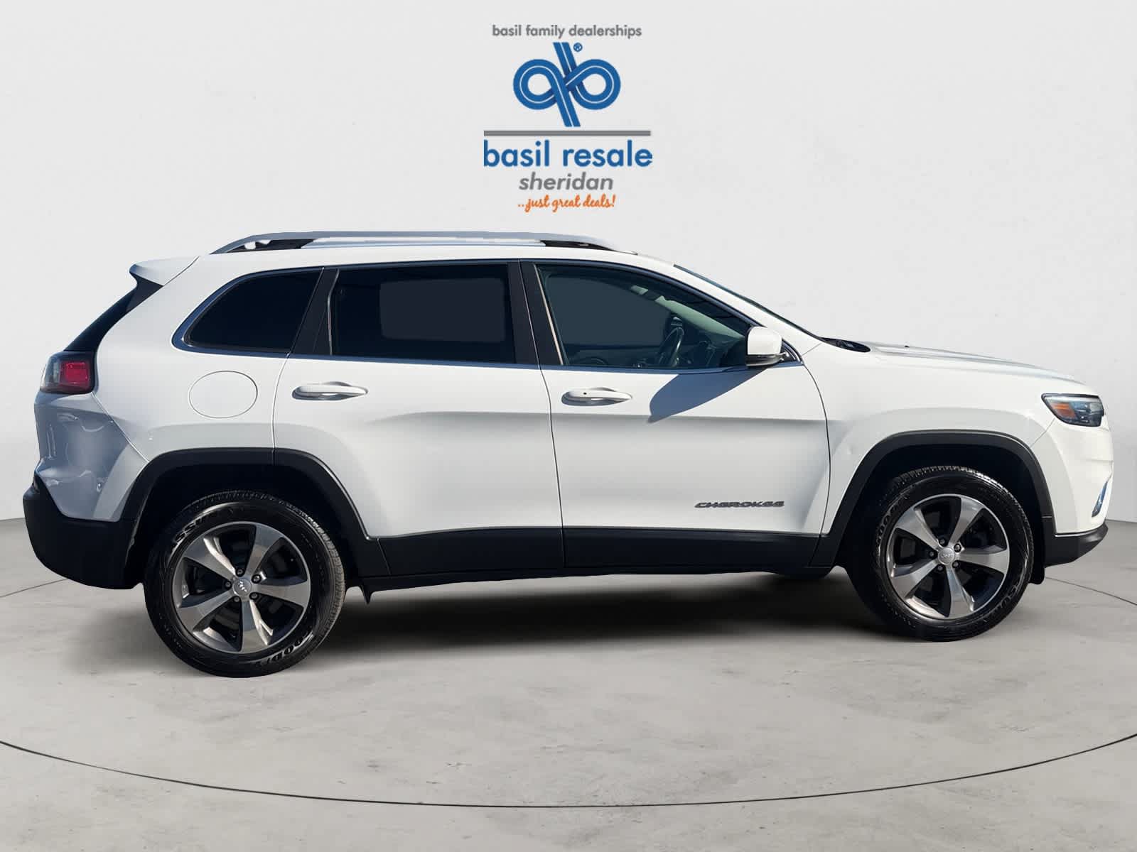Used 2020 Jeep Cherokee Limited AWD/4WD image 9
