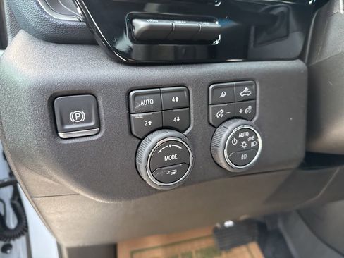 New 2026 Chevrolet Silverado 1500 High Country image 25