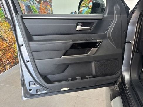 Used 2024 Toyota Tundra Limited AWD/4WD image 24