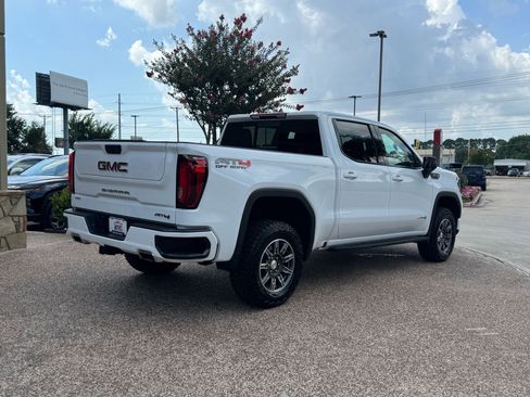 Used 2024 GMC Sierra 1500 AT4 w/ AT4 Premium Package image 8