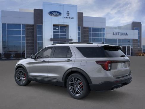 New 2026 Ford Explorer ST-Line w/ ST-Line Street Pack image 4