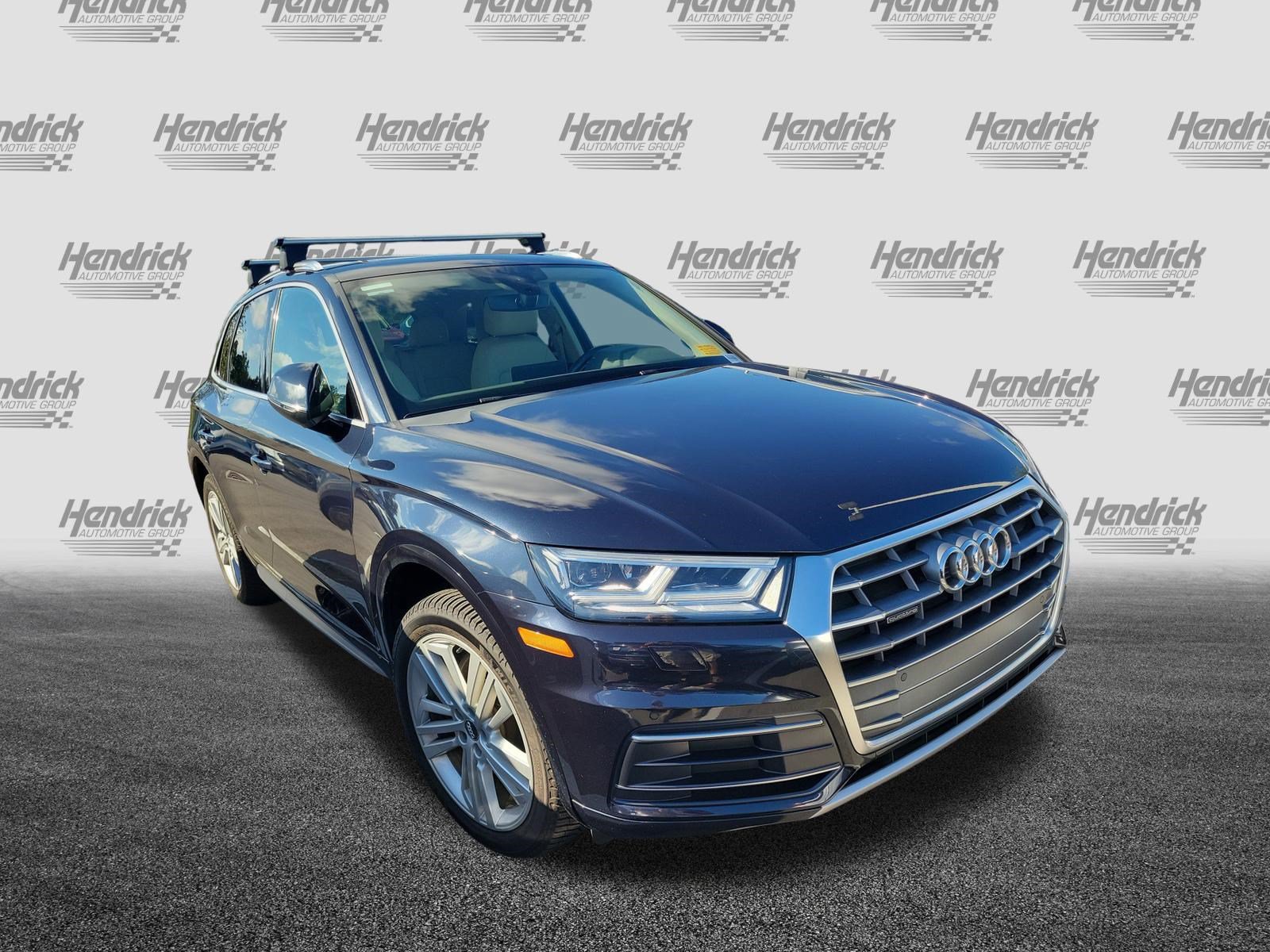 Used 2018 Audi Q5 2.0T Premium Plus w/ Premium Plus Package AWD/4WD image 2