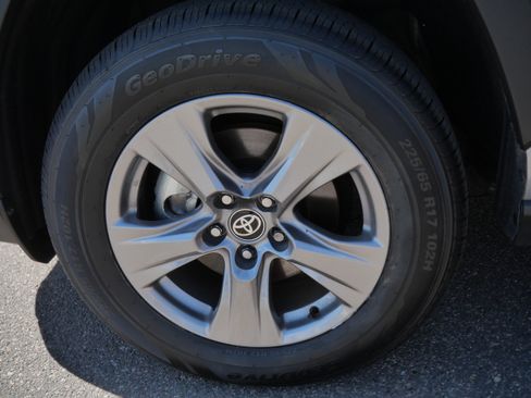 Certified 2025 Toyota RAV4 LE AWD/4WD image 16