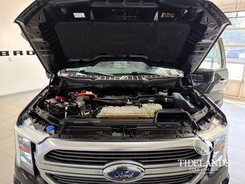 Used 2023 Ford F150 Limited AWD/4WD image 28