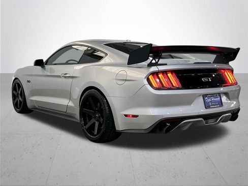 Used 2016 Ford Mustang GT Premium w/ Equipment Group 401A RWD image 14