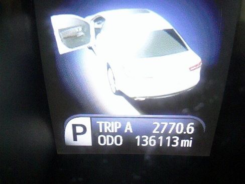 Used 2016 Toyota Avalon Limited w/ Toyota Safety Sense Package FWD image 12