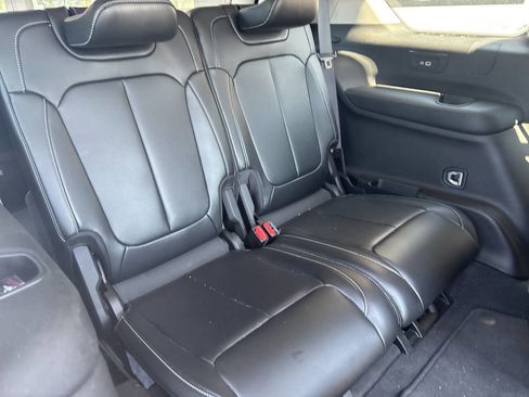 Used 2021 Jeep Grand Cherokee L Limited AWD/4WD image 30