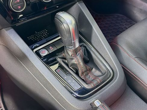 Used 2018 Volkswagen Jetta GLI FWD image 20