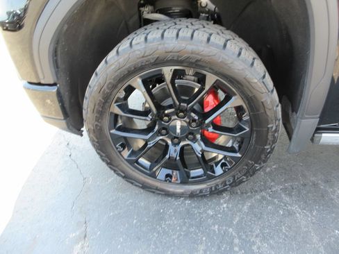 Used 2024 GMC Sierra 1500 Denali Ultimate AWD/4WD image 14