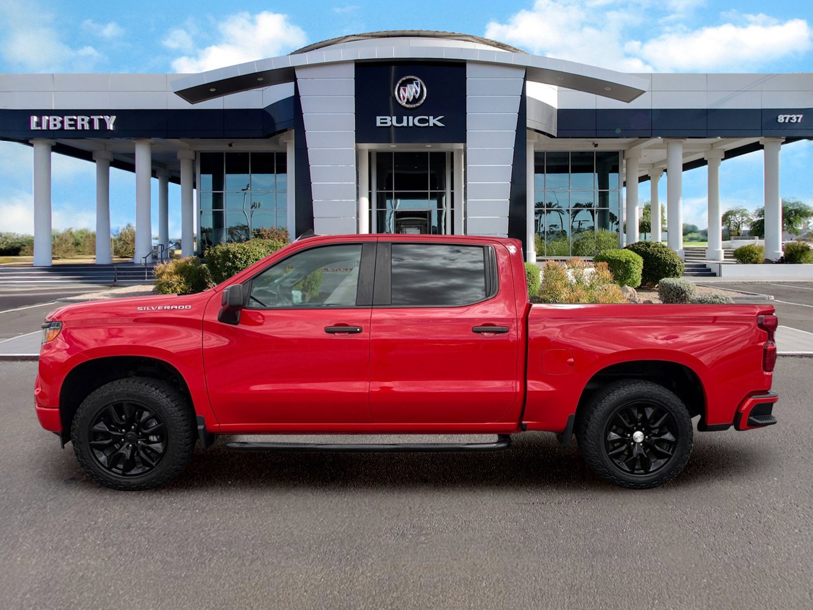 Used 2022 Chevrolet Silverado 1500 Custom RWD image 6
