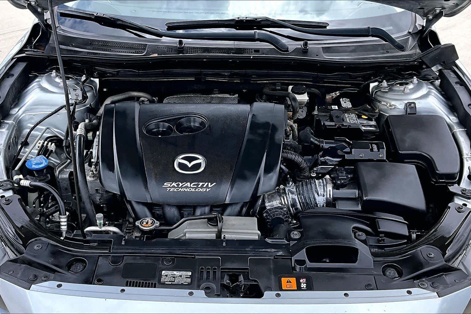 Used 2018 MAZDA MAZDA3 Touring FWD image 32