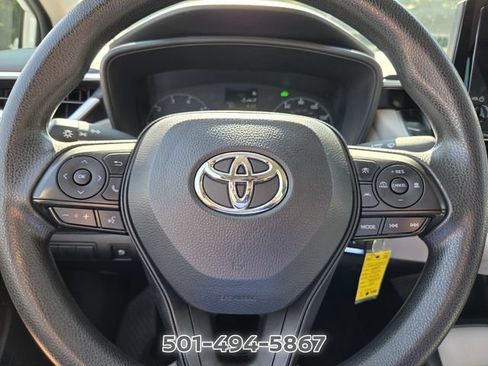 Used 2024 Toyota Corolla LE FWD image 21