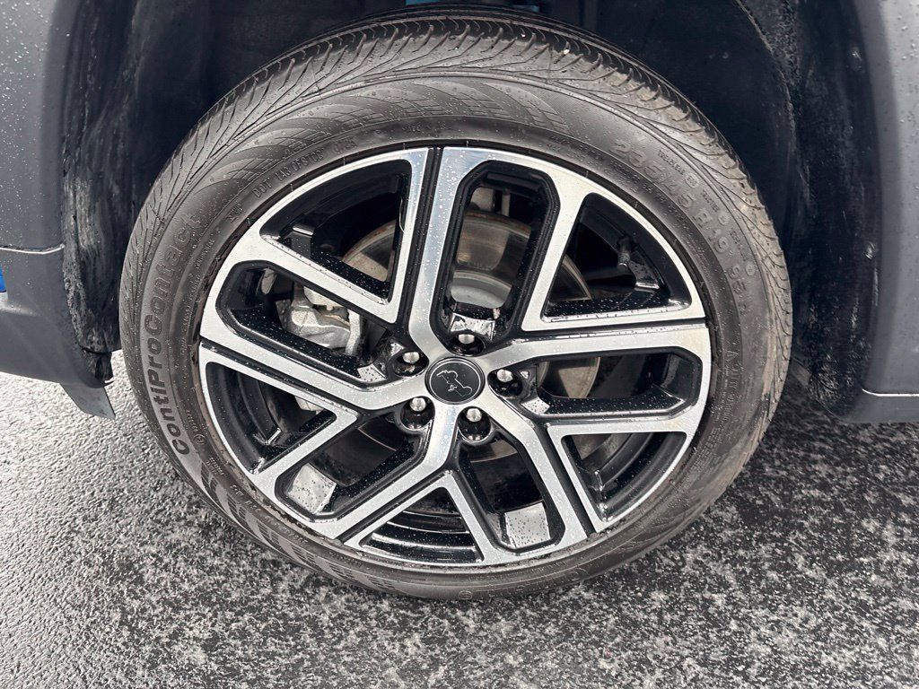 Used 2025 Jeep Compass Limited AWD/4WD image 10