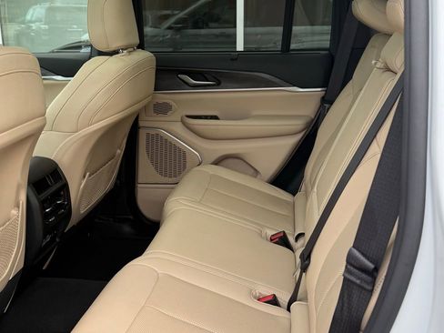 Used 2022 Jeep Grand Cherokee Limited 4xe w/ Luxury Tech Group II image 21