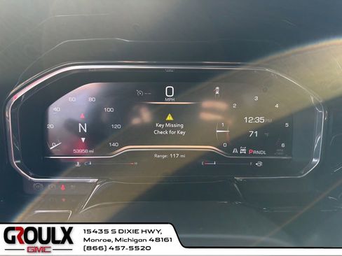 Used 2023 GMC Sierra 1500 Elevation image 16