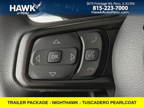 Used 2024 Jeep Gladiator Sport image 26