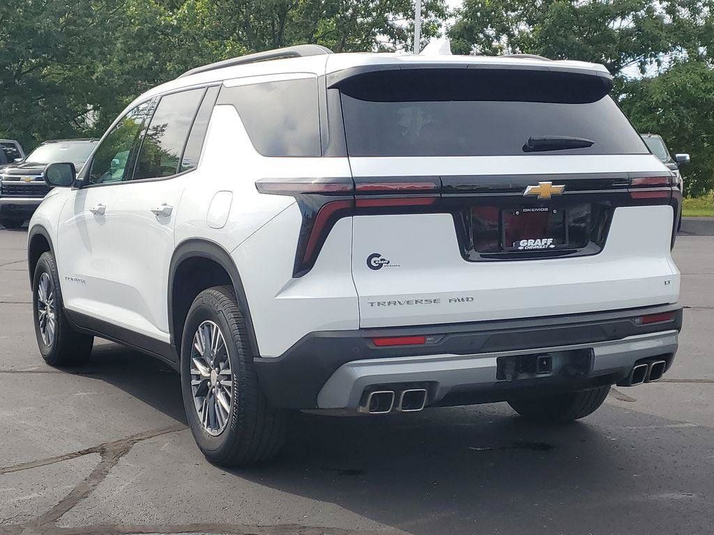 Used 2024 Chevrolet Traverse LT w/ LPO, Floor Liner Package AWD/4WD image 4