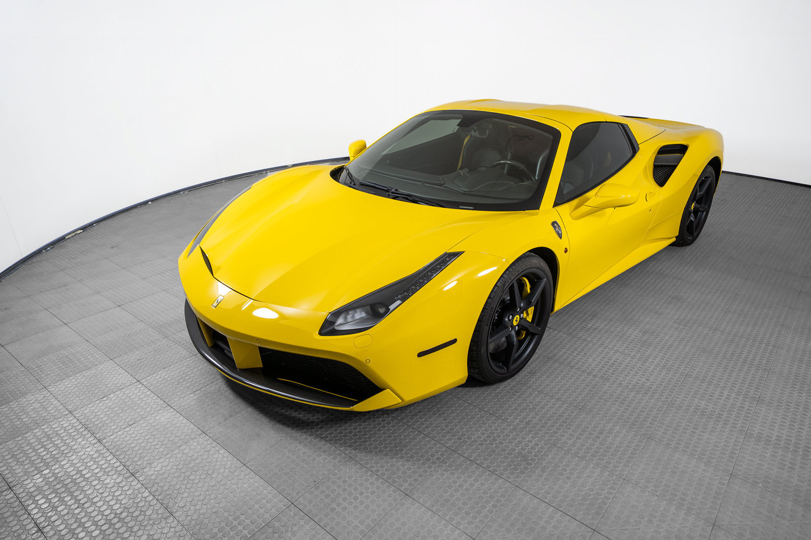 Certified 2018 Ferrari 488 Spider RWD image 45