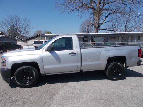 Used 2016 Chevrolet Silverado 1500 W/T RWD image 18