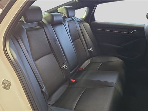 Used 2019 Honda Accord Sport image 14