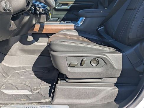 New 2026 Chevrolet Silverado 2500 High Country w/ Technology Package image 11