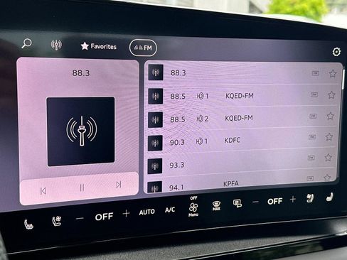 New 2027 Audi SQ6 e-tron Premium Plus AWD/4WD image 17