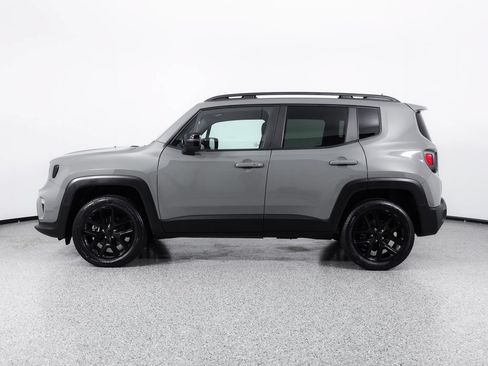 Used 2022 Jeep Renegade Altitude AWD/4WD image 5