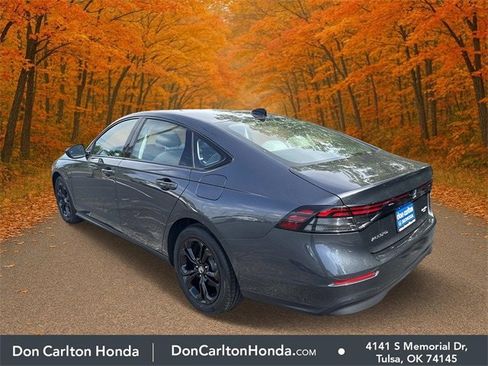 Certified 2025 Honda Accord SE image 6