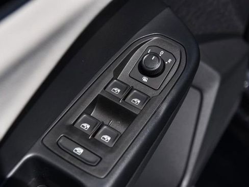 New 2026 Volkswagen Taos S AWD/4WD image 8