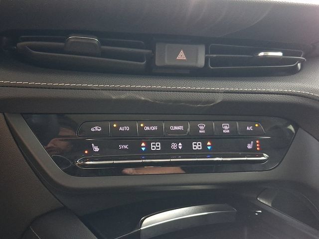 Used 2023 Buick Envision Essence AWD/4WD image 17