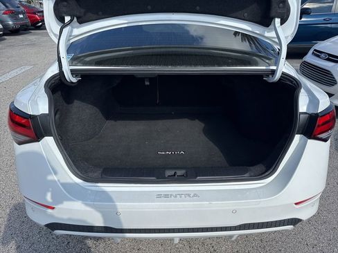 Used 2020 Nissan Sentra SV w/ SV Premium Package image 17