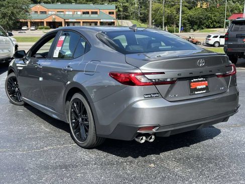 New 2026 Toyota Camry SE FWD image 5