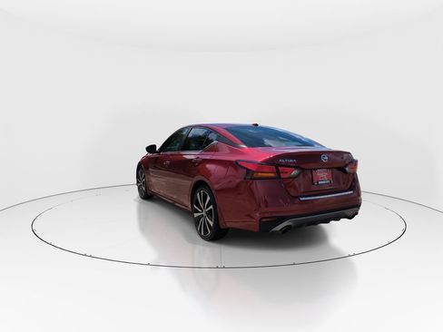 Used 2022 Nissan Altima 2.5 SR FWD image 6