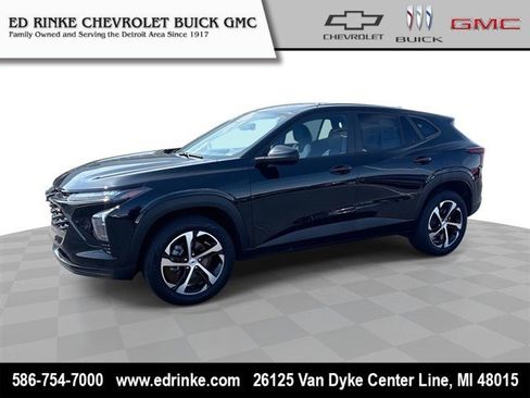 Used 2024 Chevrolet Trax RS w/ Driver Confidence Package image 1