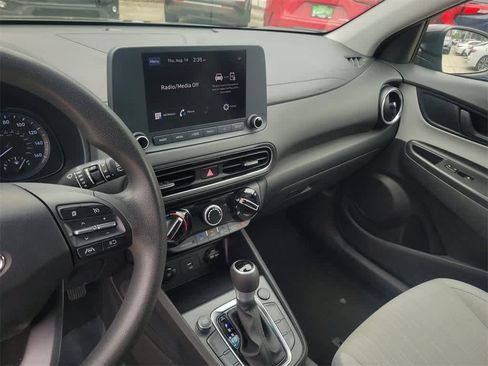 Used 2023 Hyundai Kona SEL image 32