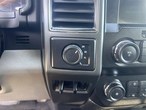 Used 2021 Ford F550 4x4 Crew Cab Super Duty image 16