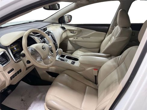 Used 2018 Nissan Murano Platinum image 9