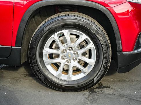 Used 2019 Chevrolet Traverse LT FWD image 10
