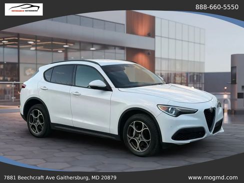Used 2022 Alfa Romeo Stelvio Sprint AWD/4WD image 7