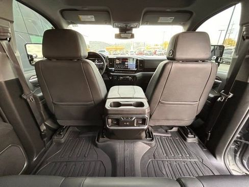 Used 2025 GMC Sierra 3500 SLT w/ SLT Premium Package image 44