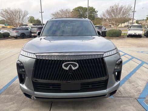 Certified 2025 INFINITI QX80 Autograph w/ Autograph Exterior Package image 18