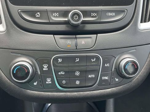 Used 2024 Chevrolet Malibu LT FWD image 28